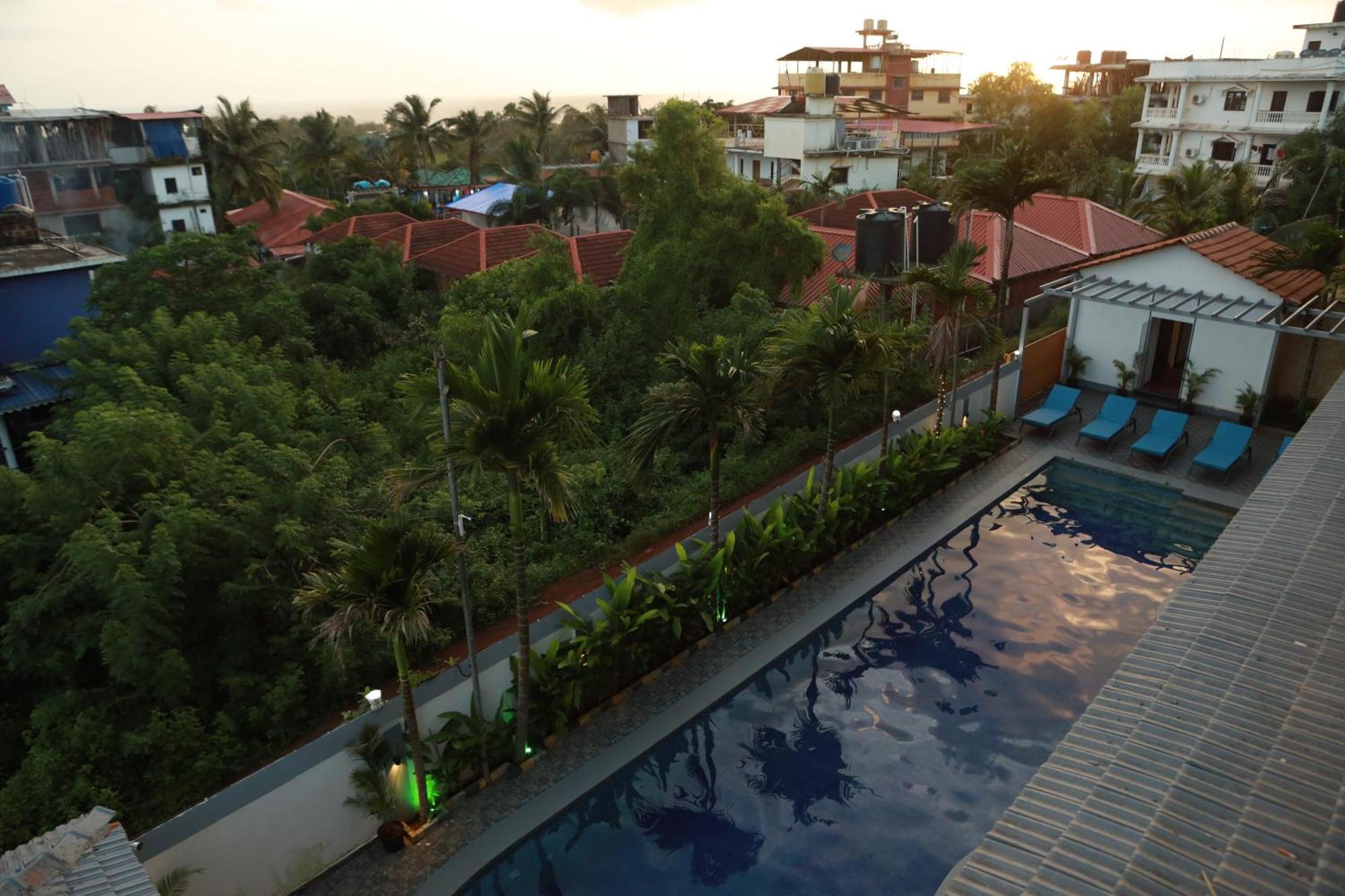 Gracias Cafe & Resort Morjim Exteriör bild